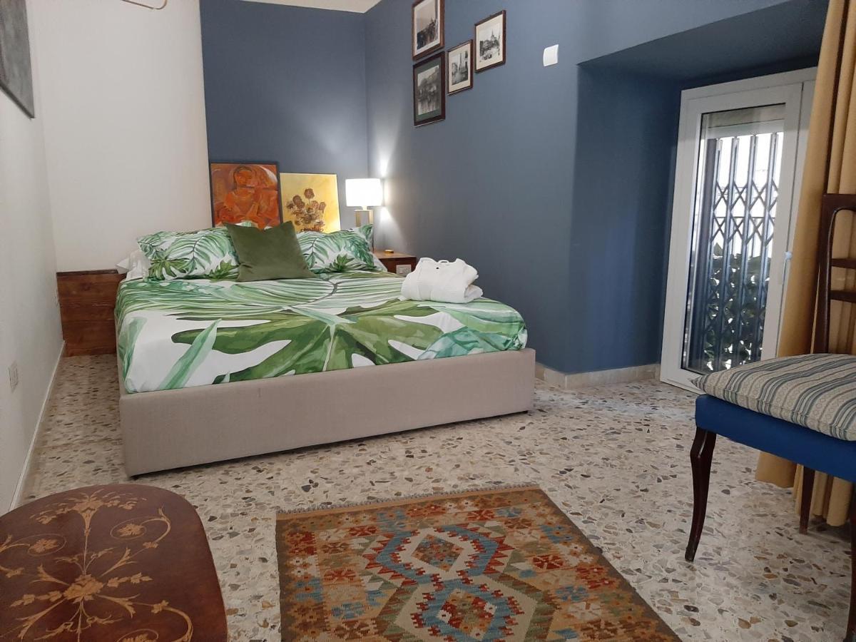Casa Famoso Villa Catania Bagian luar foto