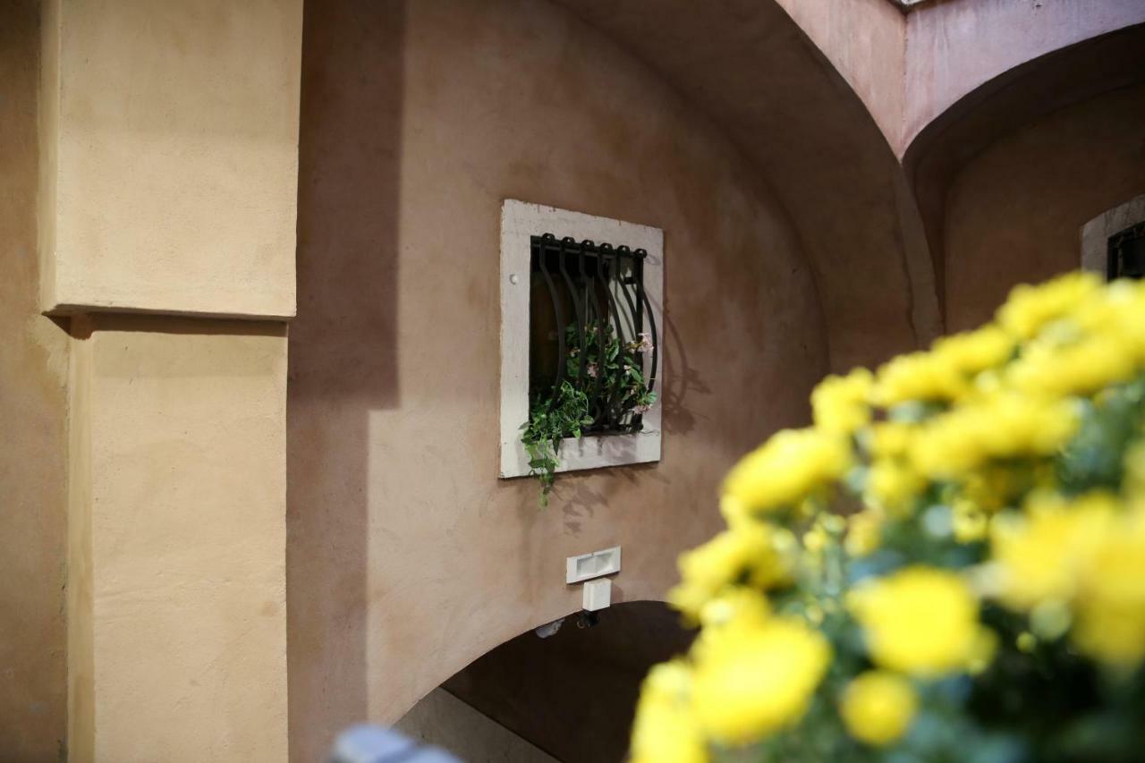 Casa Famoso Villa Catania Bagian luar foto