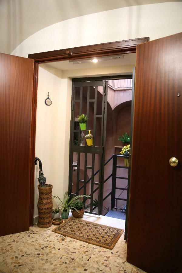 Casa Famoso Villa Catania Bagian luar foto