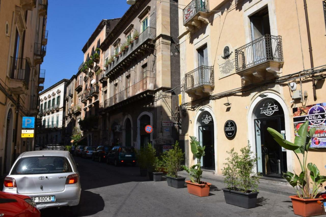 Casa Famoso Villa Catania Bagian luar foto