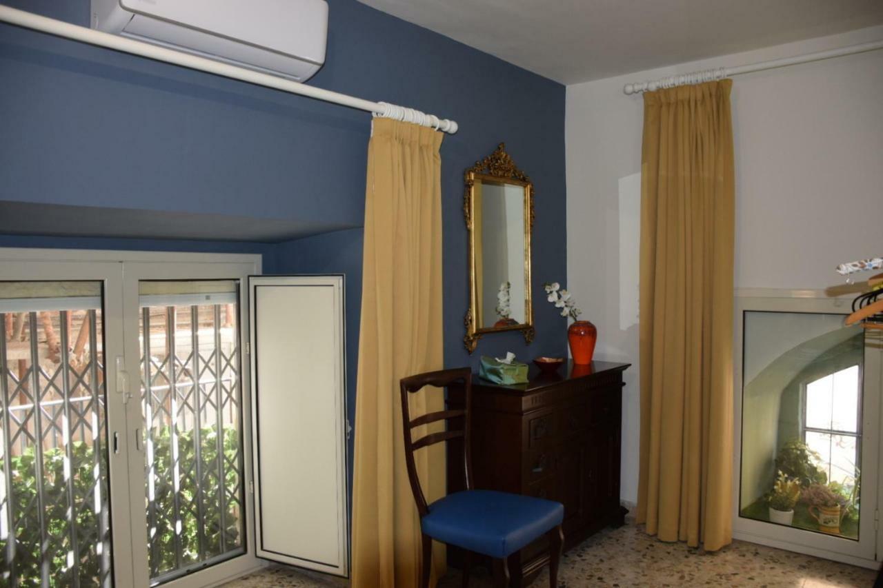 Casa Famoso Villa Catania Bagian luar foto
