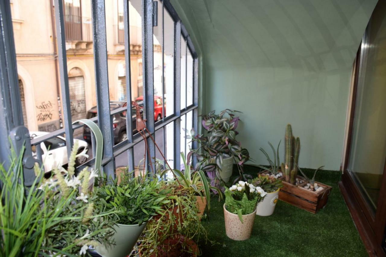 Casa Famoso Villa Catania Bagian luar foto
